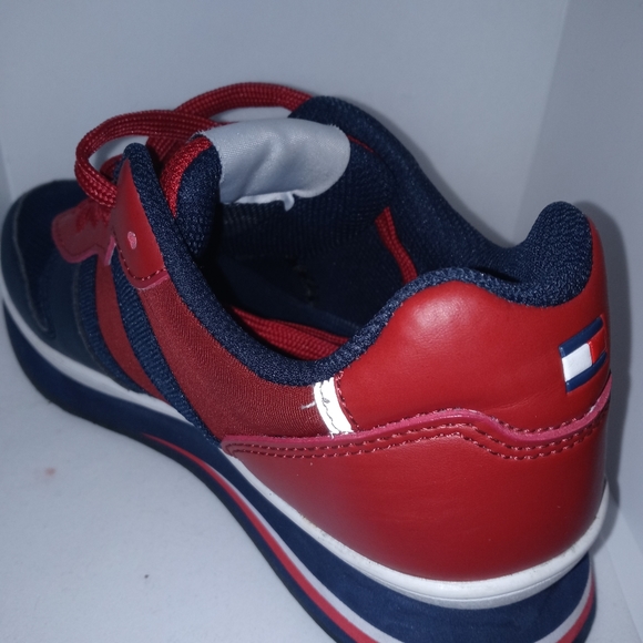 Shoes - Picture 3 of 7